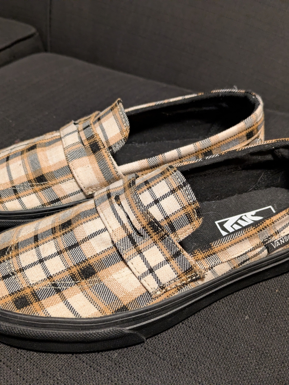 Vans Women’s Plaid Slip-On Loafers in Beige and Black - Picture 3 of 9